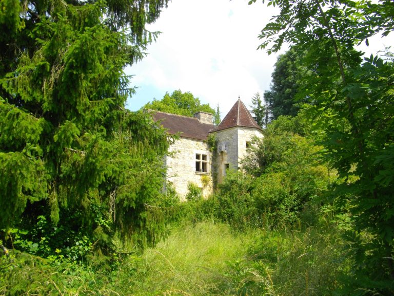 Rénovation de A à Z d&rsquo;un Manoir du 16ème siècle en Bourgogne (France)
