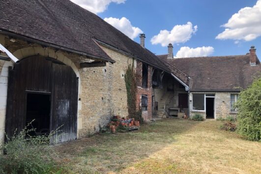 {:fr}FRANCE (Bourgogne) : A VENDRE ancienne maison de vigneron en Champagne {:}{:en}FRANCE (Burgondy): FOR SALE Authentic winemaker's house in Champagne {:} (Copie)